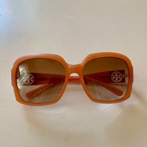TORY BURCH Rose/Blush Sunglasses